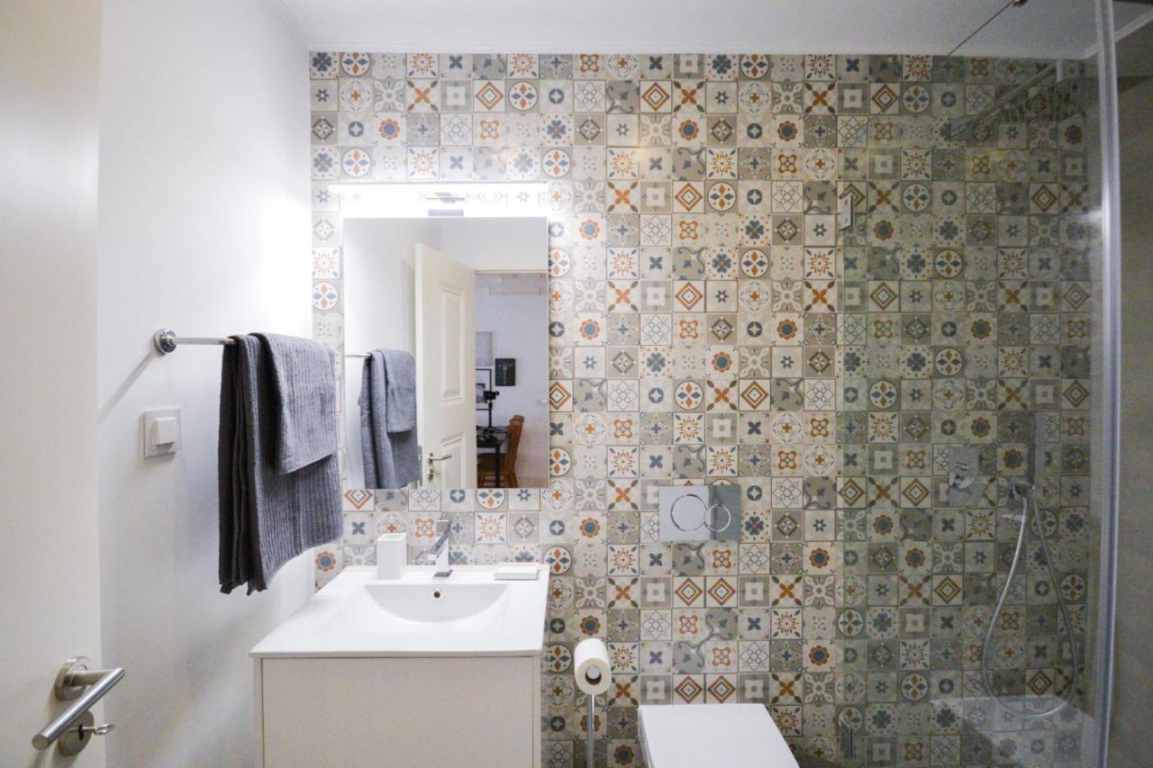 Sunny And Stylish Apartment - 11 Min To The Center ลิสบอน ภายนอก รูปภาพ